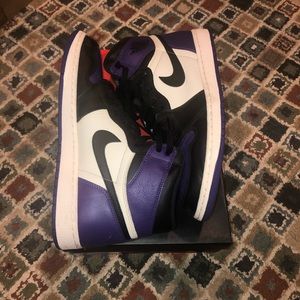 USED Air Jordan 1 High Court Purple size 12
